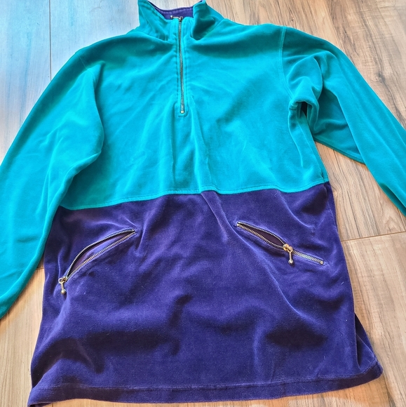 Top - Picture 1 of 5